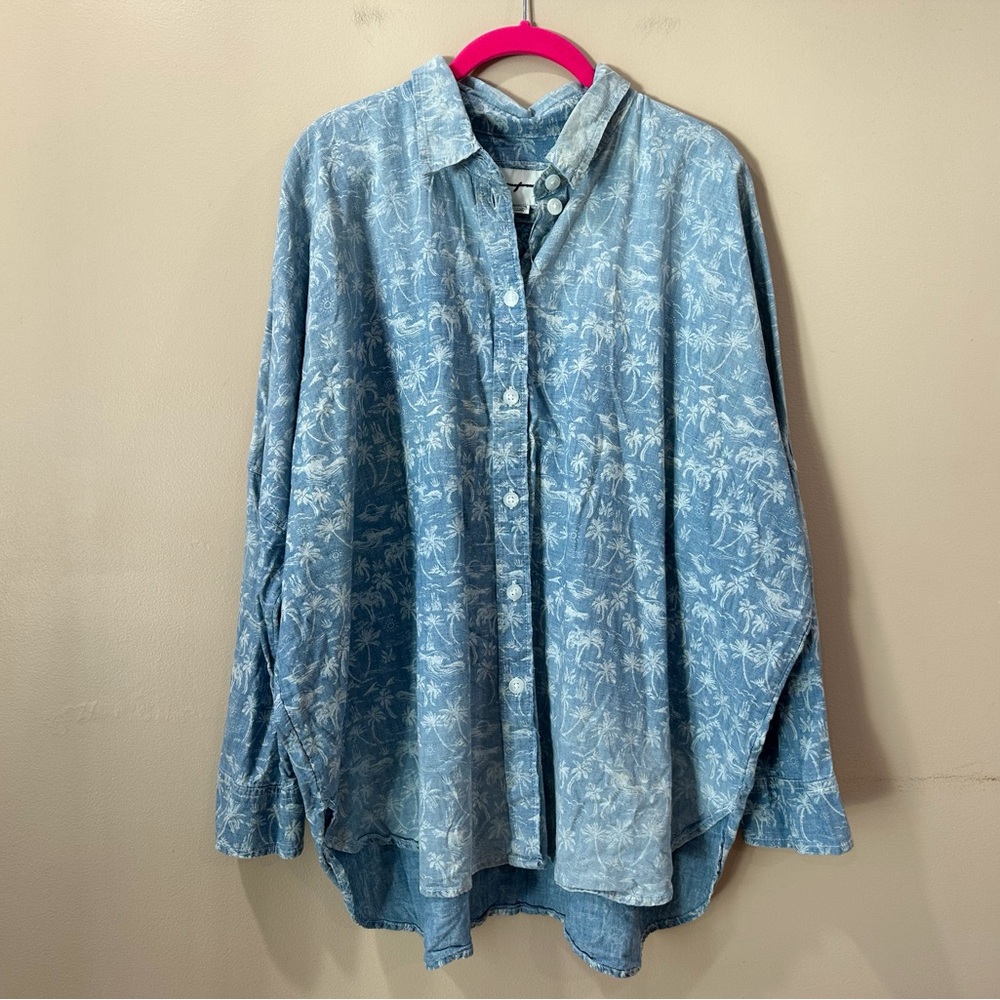 American Eagle Tropical Palm Tree Oversized Button-Up Shirt Top Blue Chambray XS